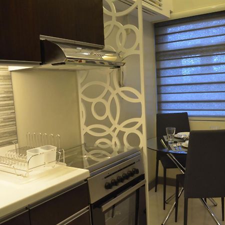Ferienwohnung Eton Parkview Makati City Exterior foto