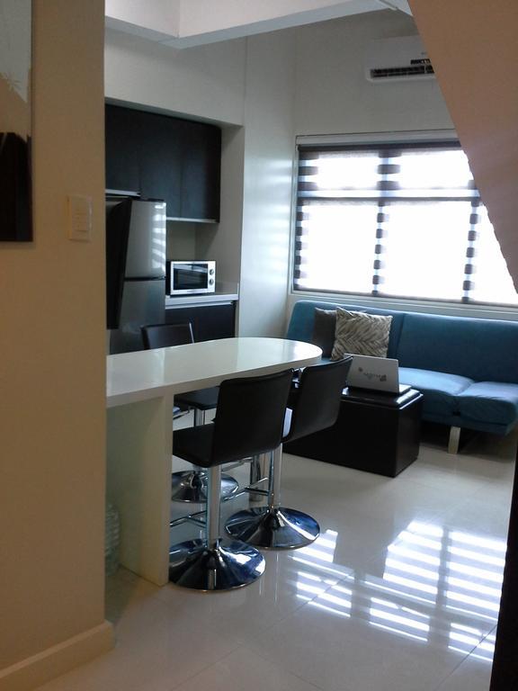Ferienwohnung Eton Parkview Makati City Exterior foto