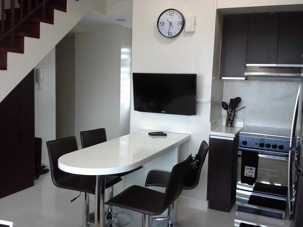 Ferienwohnung Eton Parkview Makati City Exterior foto