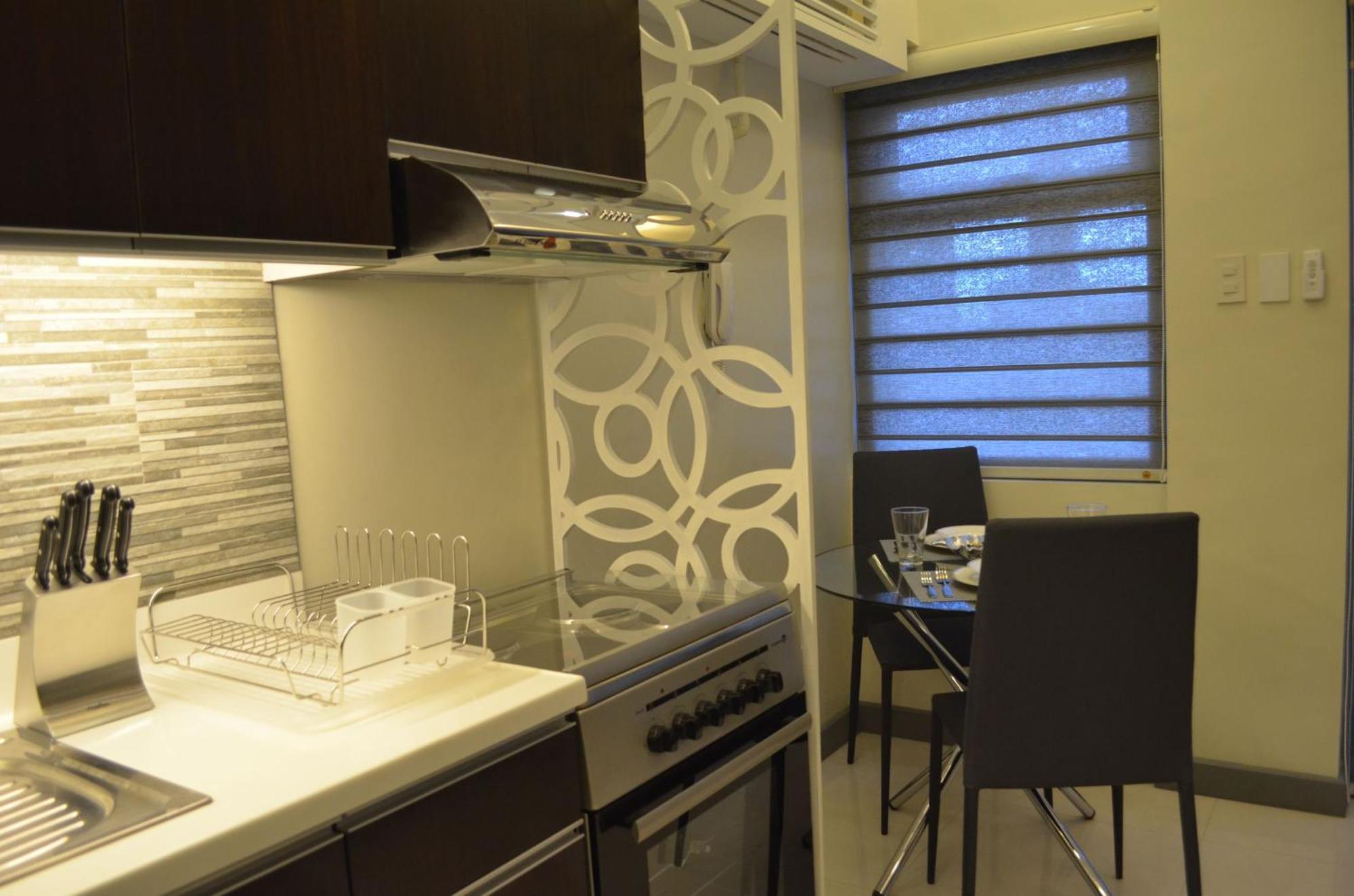Ferienwohnung Eton Parkview Makati City Exterior foto