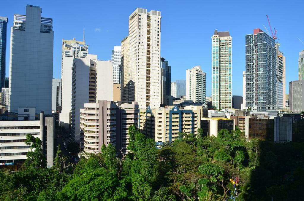 Ferienwohnung Eton Parkview Makati City Exterior foto
