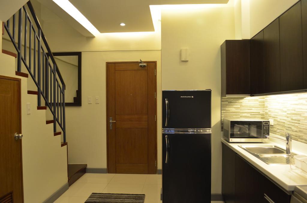 Ferienwohnung Eton Parkview Makati City Exterior foto