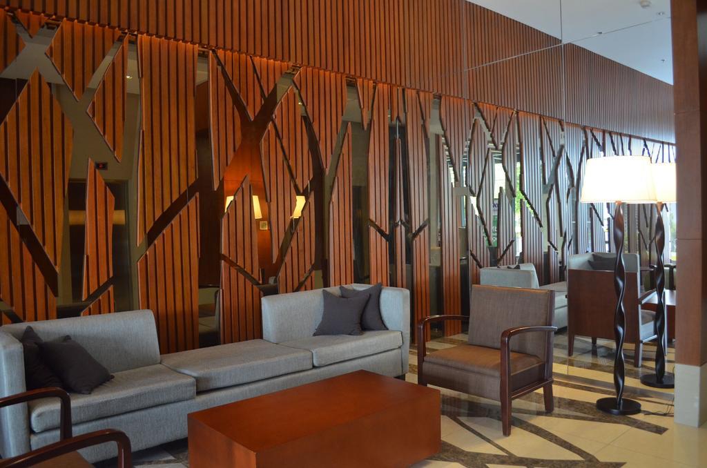 Ferienwohnung Eton Parkview Makati City Exterior foto